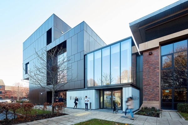 most affordable mba programme in London - Liverpool business school